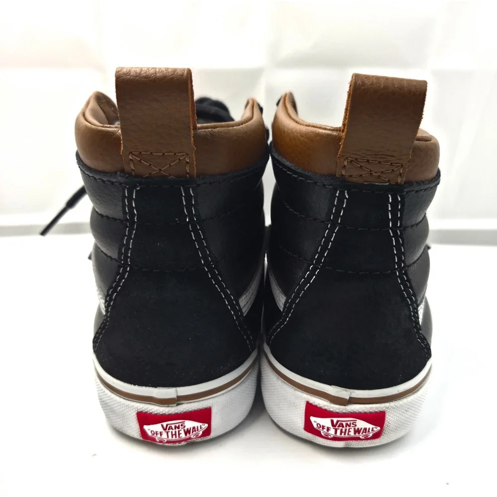 Vans Sk8-Hi MTE Black Leather Suede High Top Sneakers Brown Trim Faux Fur Lining